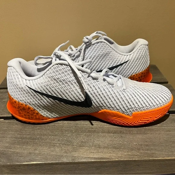 Nike Court Women’s Air Zoom Vapor 11 Electric Sz 11 NWOB - Picture 2 of 6